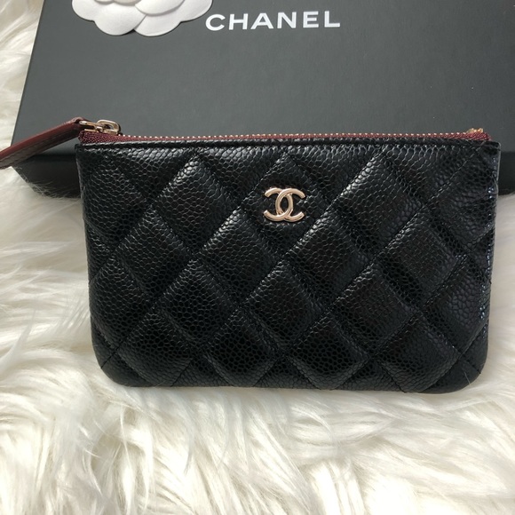 chanel pouch